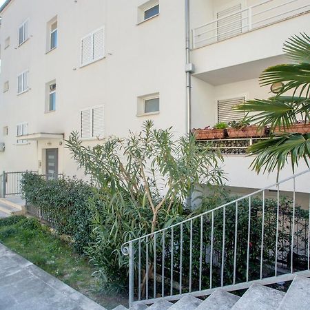 Deluxe Apartment Lea With Large Garden Split Eksteriør bilde